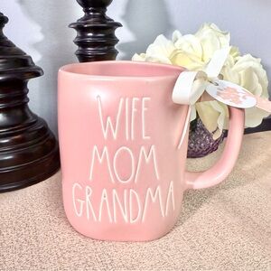 NWT Rae Dunn WIFE MOM GRANDMA Ceramic Mug